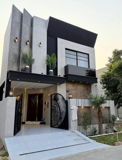 One Of Most Luxurios 5 Marla House Available For Rent IN Dha Phase 9 Town