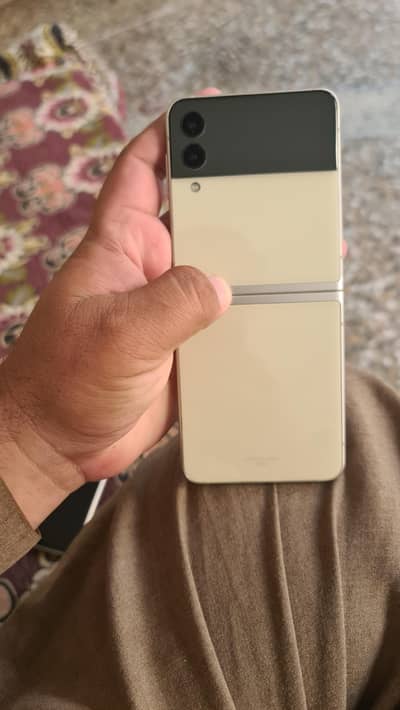 Samsung Mobile Z Flip 3