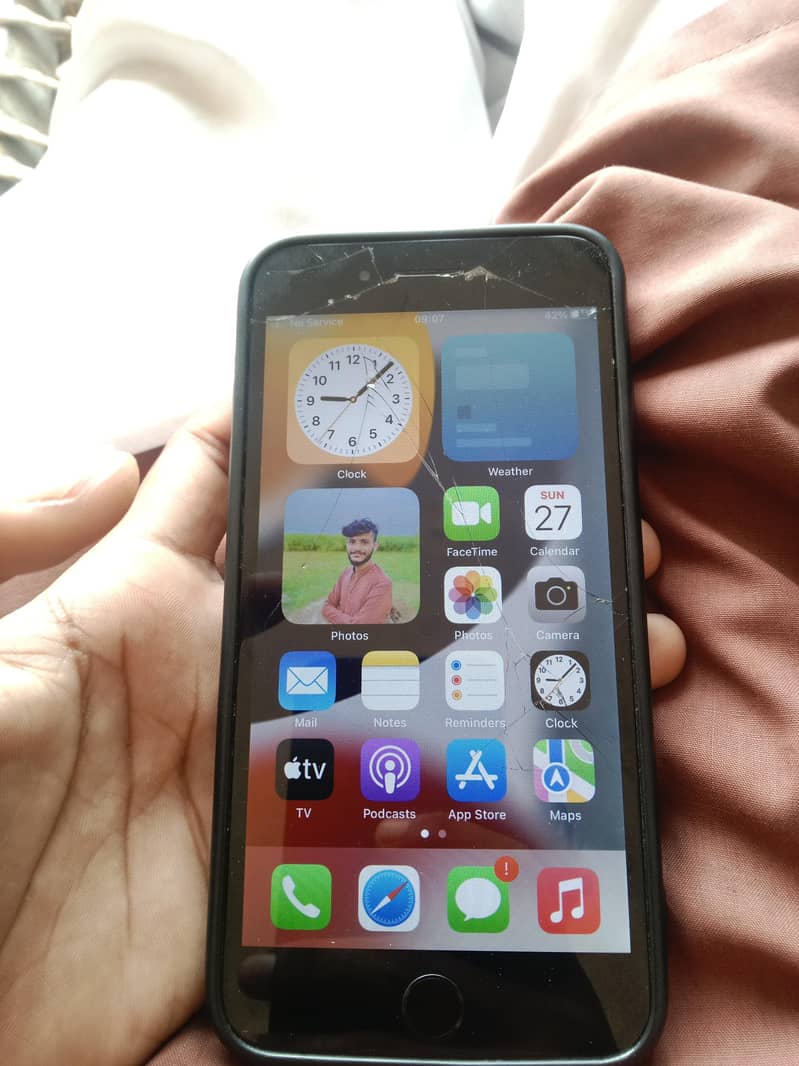 Apple iPhone 7 Plus 3