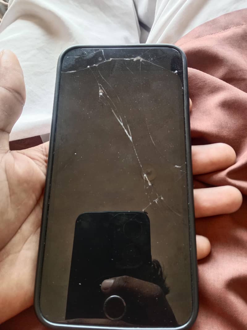 Apple iPhone 7 Plus 4