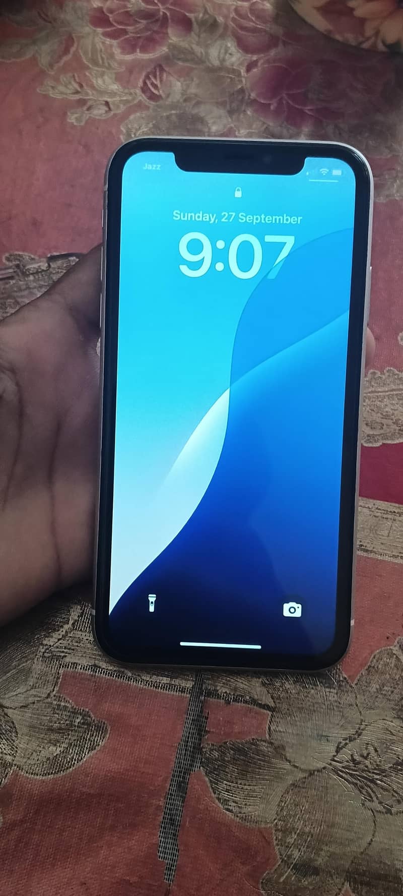 iphone XR 4
