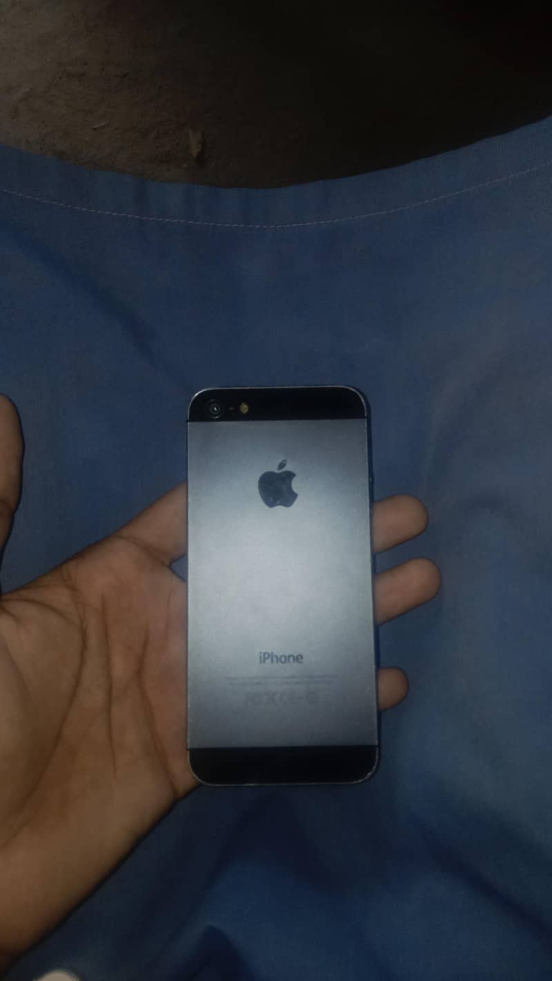 Apple iPhone 5s 7