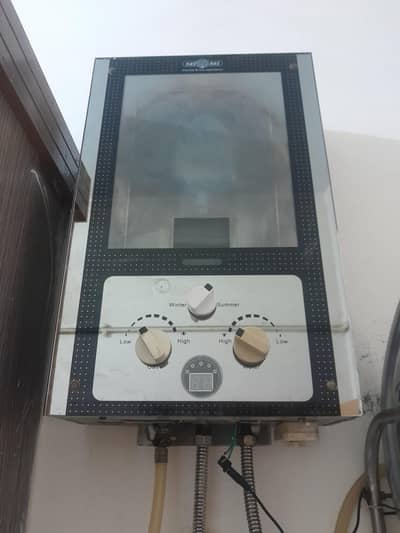 instant geyser 8Ltr