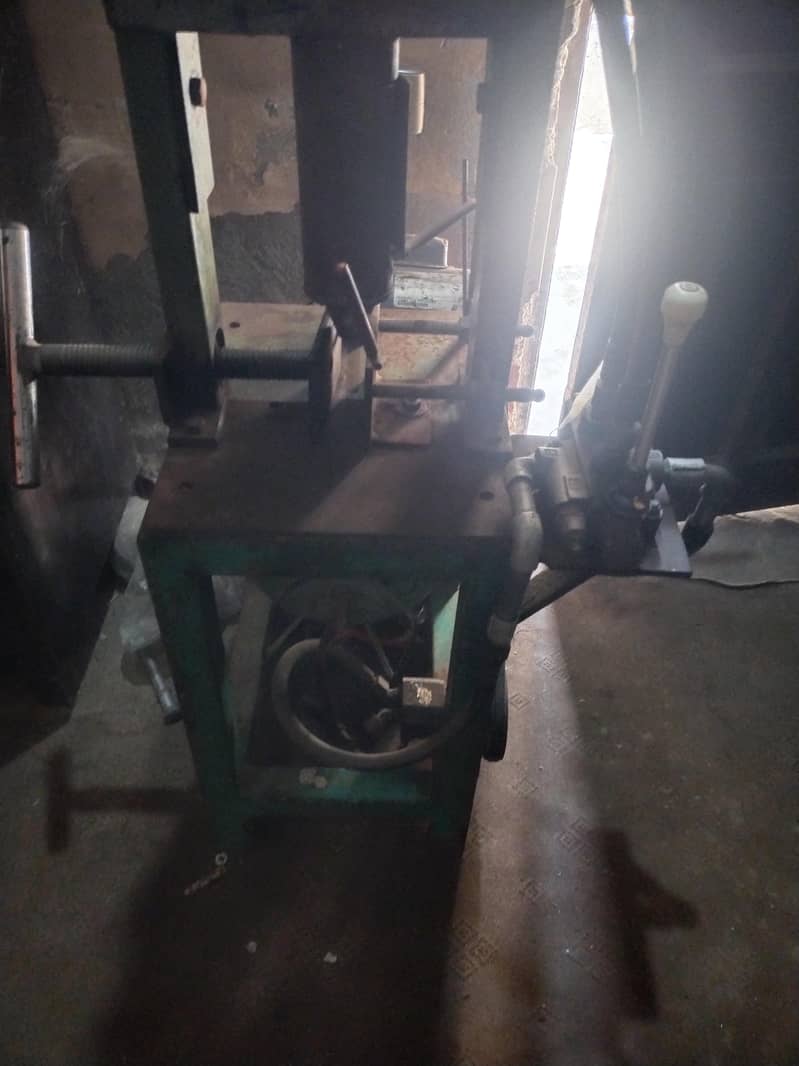 Toyes&iron switch making machine 9