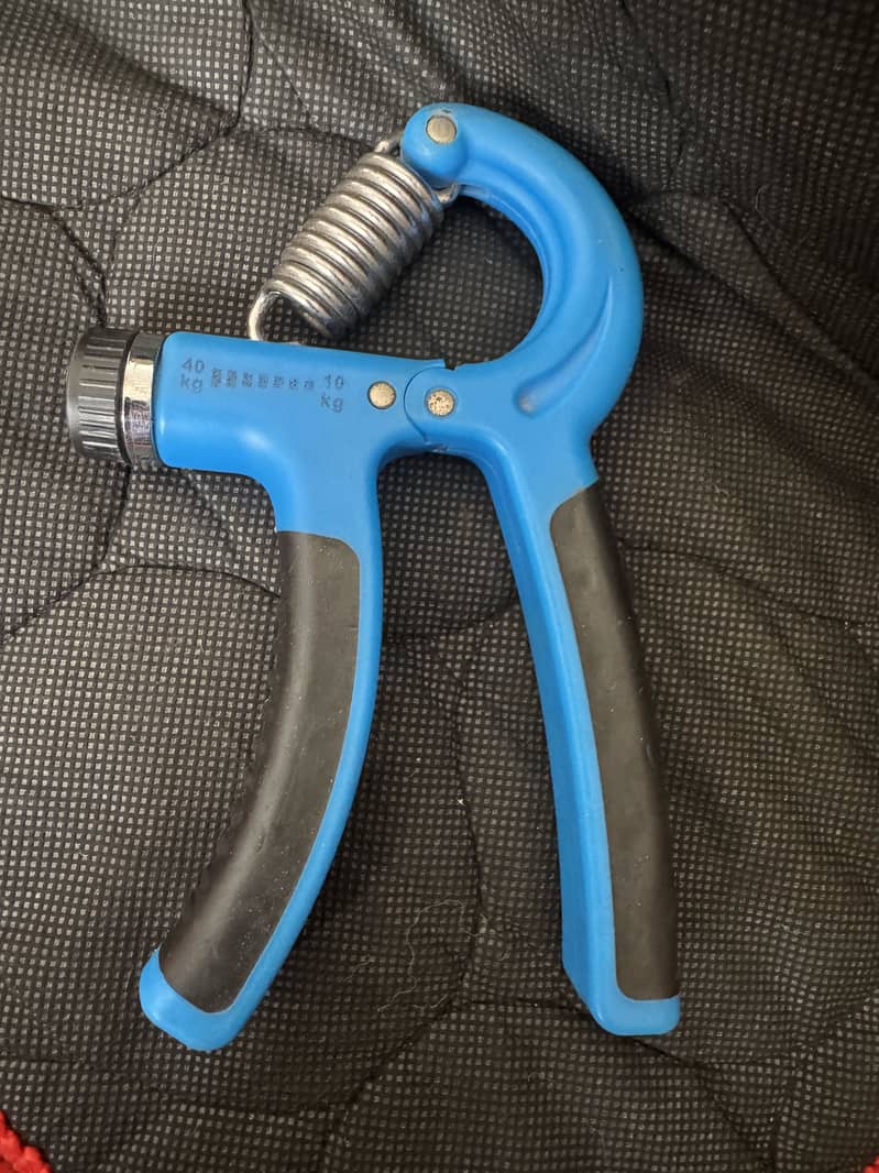 Hand gripper 1