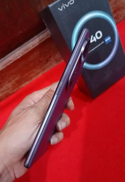 v40 5G 12256gb PTA approved 10,by 10 condition