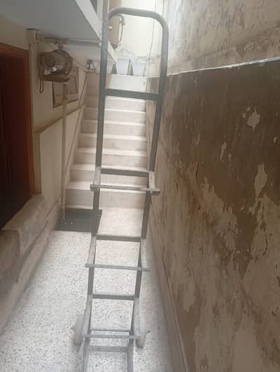 Loading cart