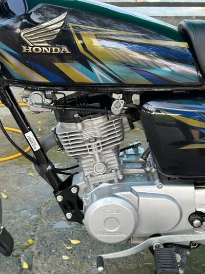 HONDA 125 BLACK