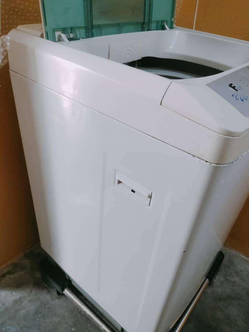 Sharp fully automatic Washing machine 3