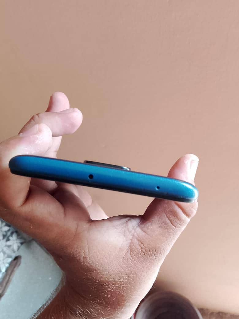 Xiaomi Redmi Note 9 5