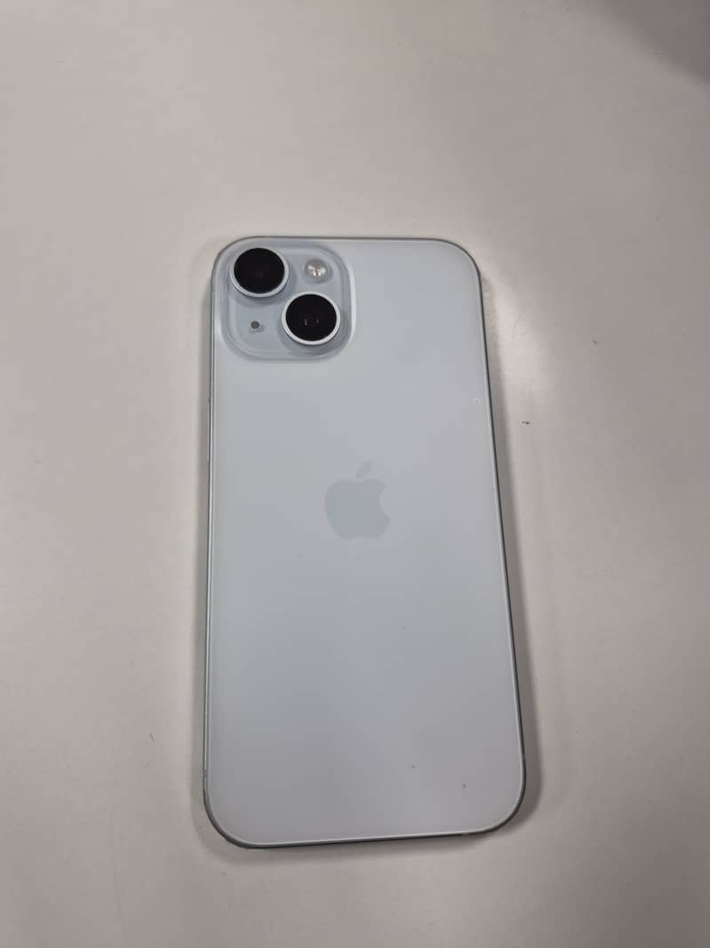Apple iPhone 15 2