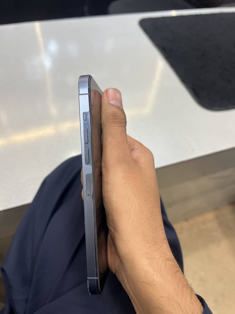 Apple iPhone 13 Pro Max 5