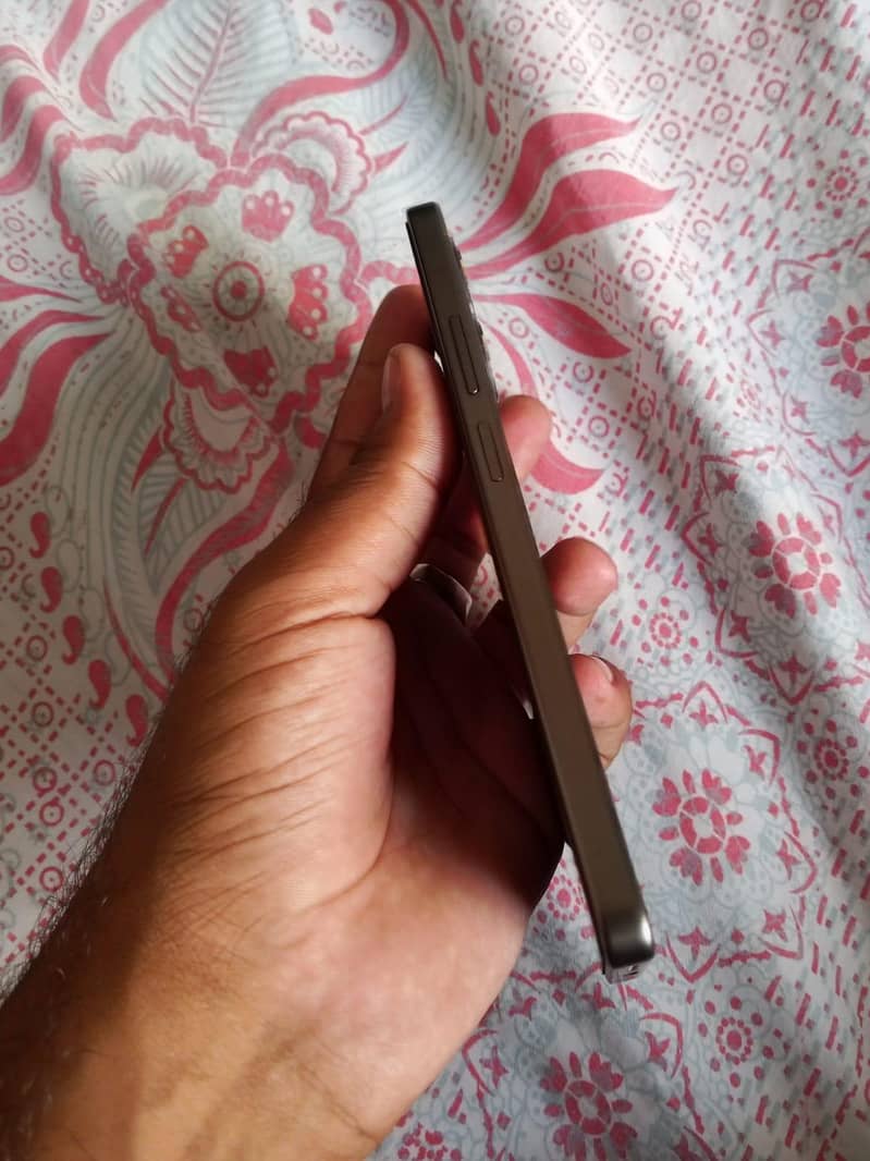 OPPO A5 Pro 4