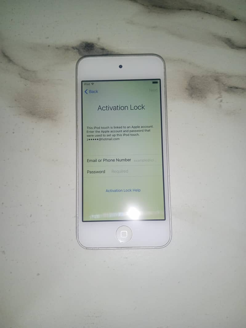 Apple IPod Touch 5th Generation 1