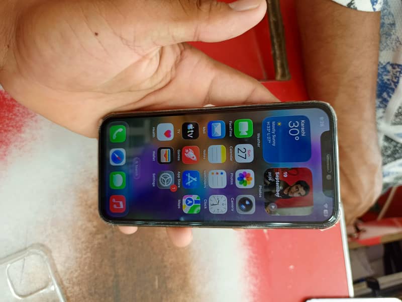iphone 11 pro 0