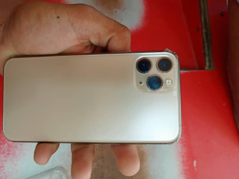 iphone 11 pro 3