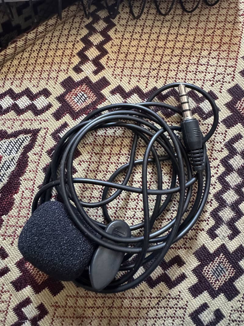Boya wire microphone 0