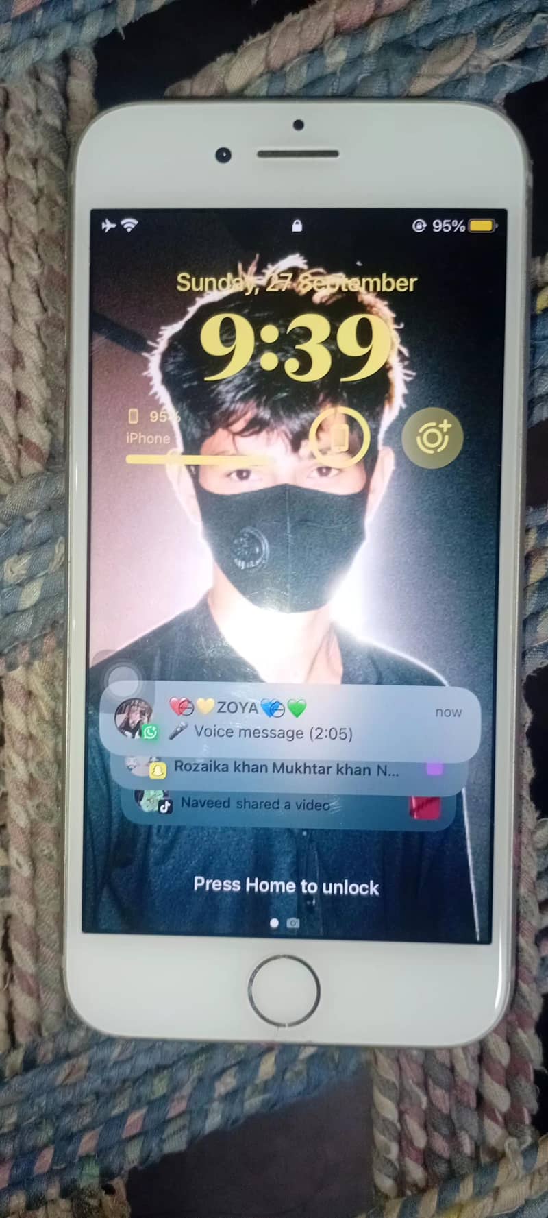Apple iPhone 8 1