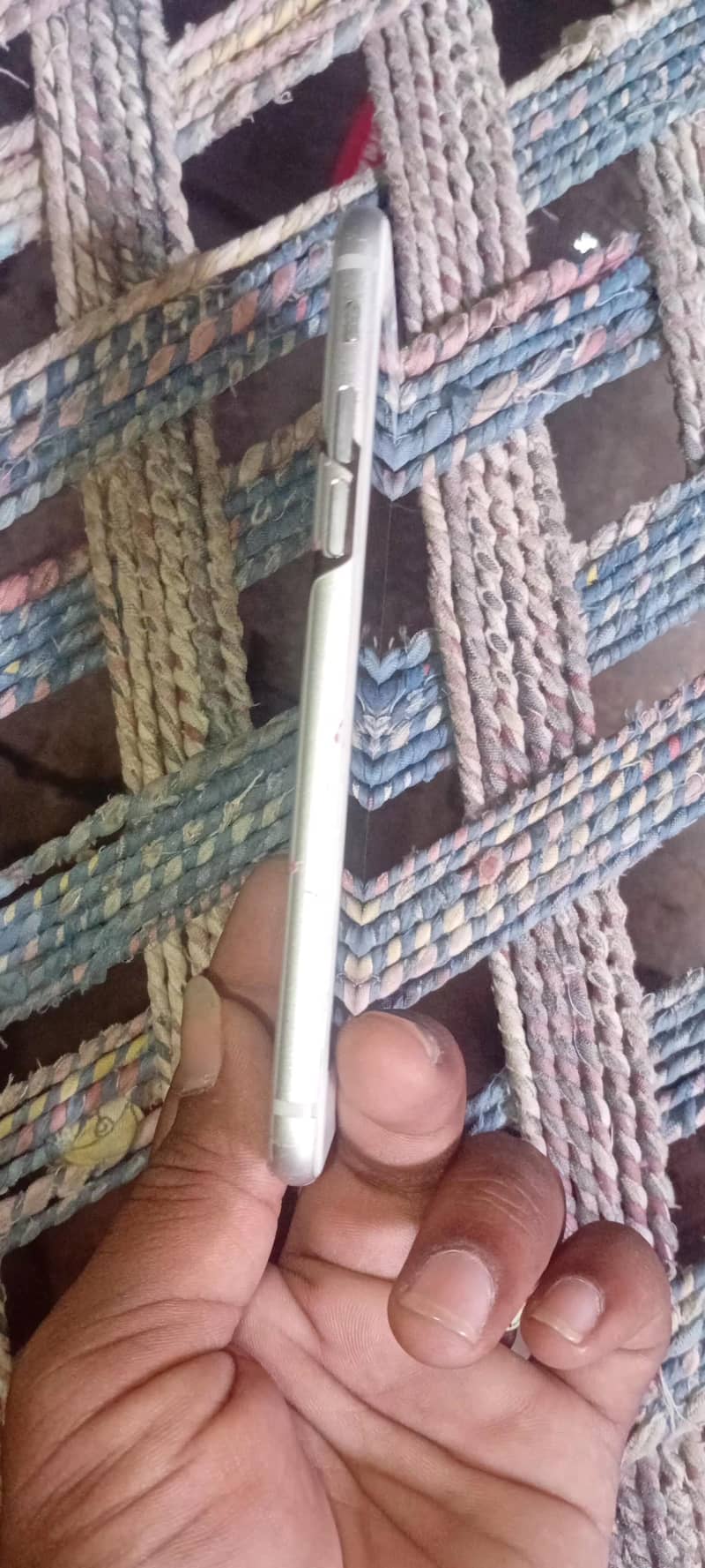 Apple iPhone 8 3