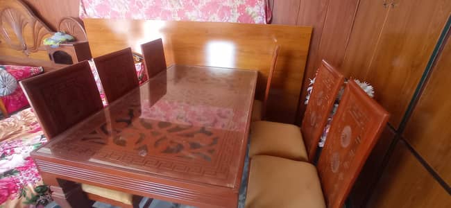 brand new Dinning Table with 6 chairs