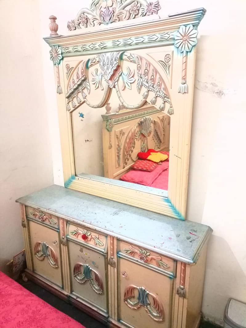 DOUBLE BED + DRESSING + SHOWCASE 2