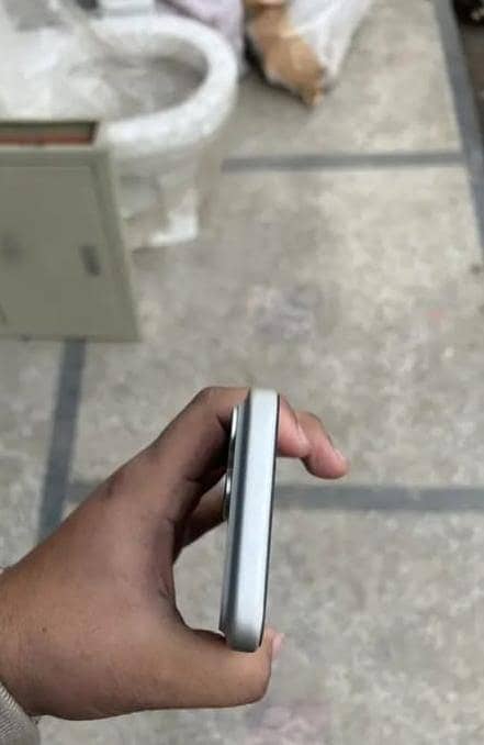 Apple iPhone 17 Pro Max 1