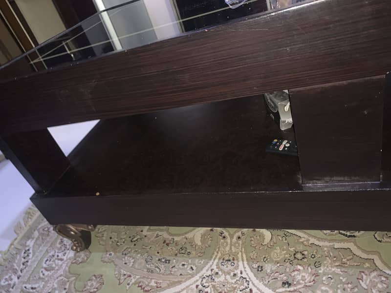 Loung central table 2