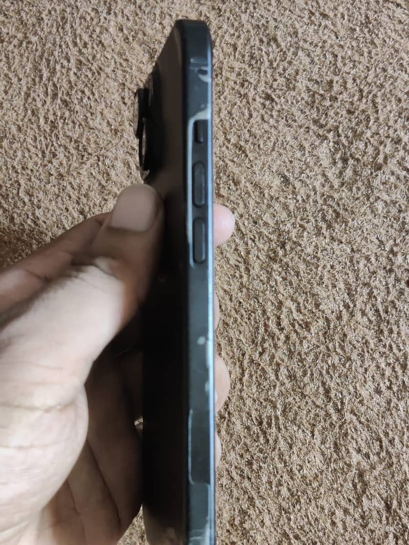 Apple iPhone 15 2