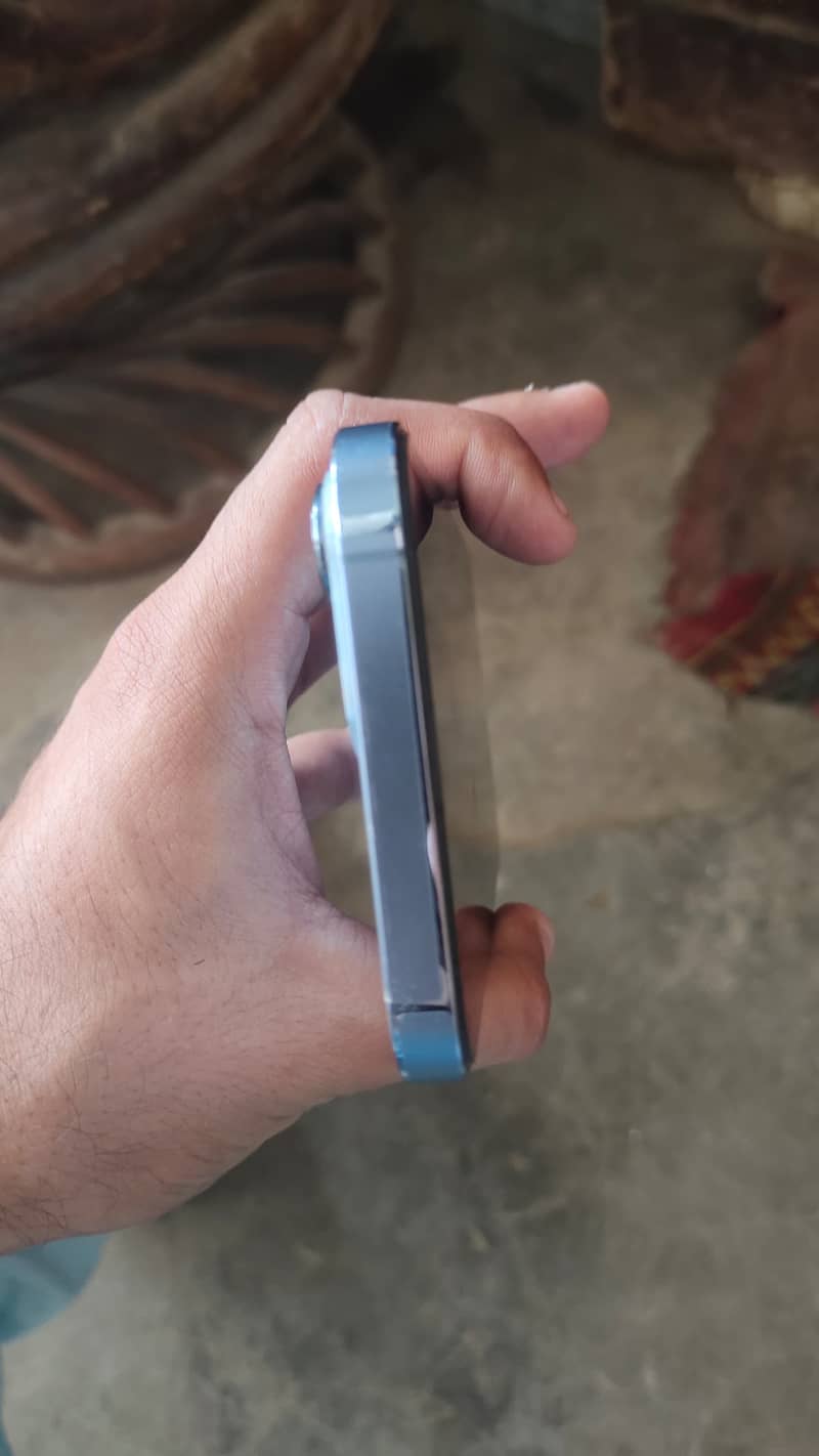 Apple iPhone 13 Pro Max 3