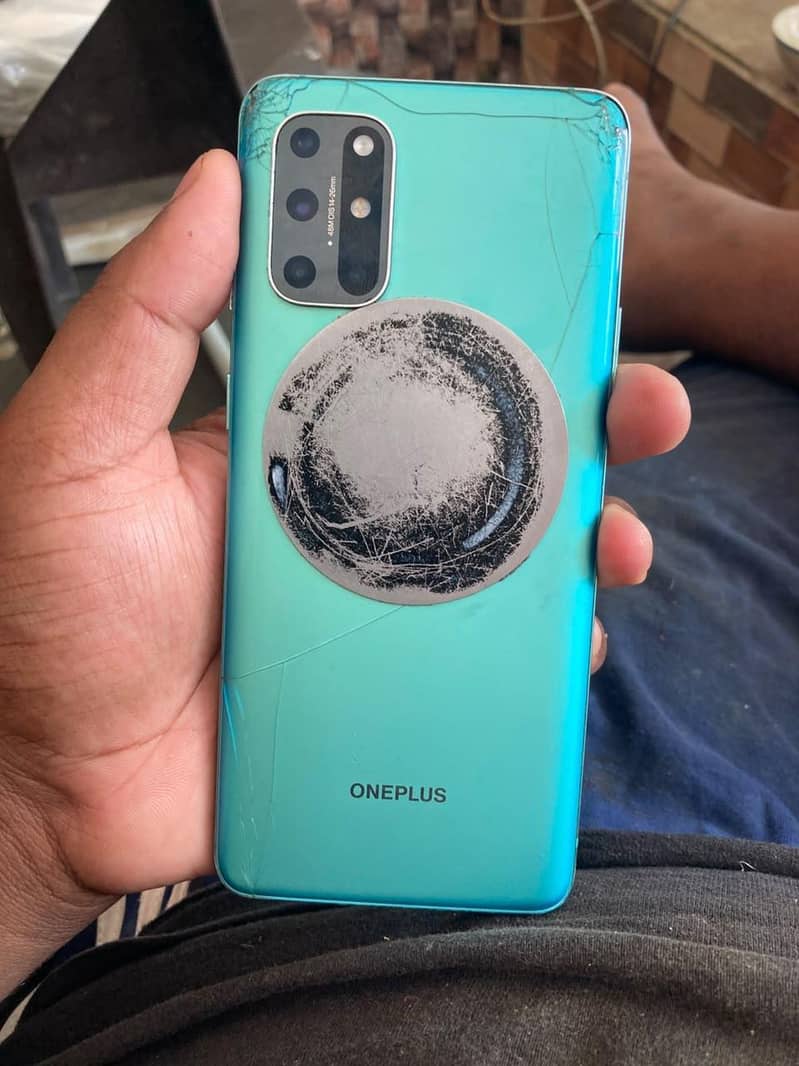 One Plus 8T 0