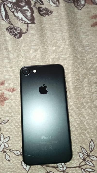 Apple iPhone 7