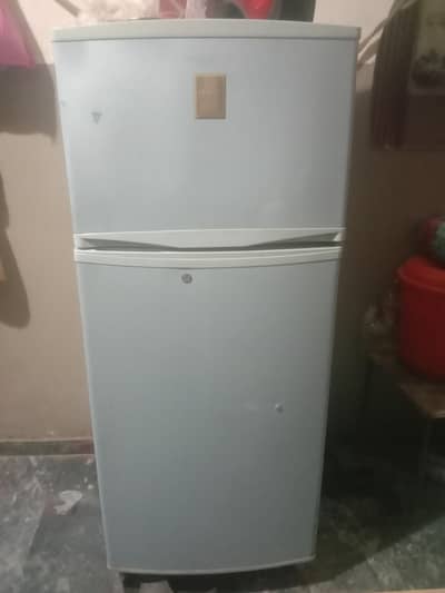 Frig in all good condition