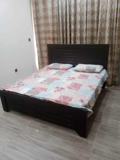Bed with matris