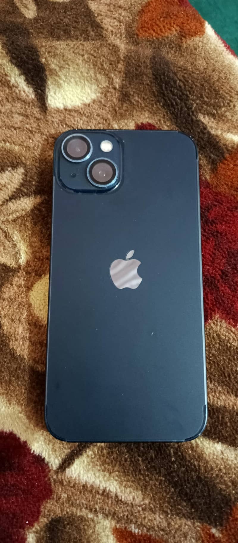 Apple iPhone 13 0
