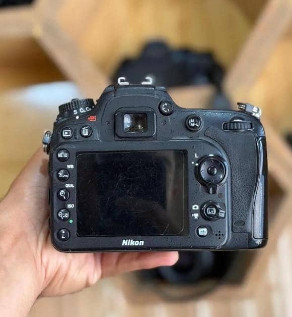 D7100 1