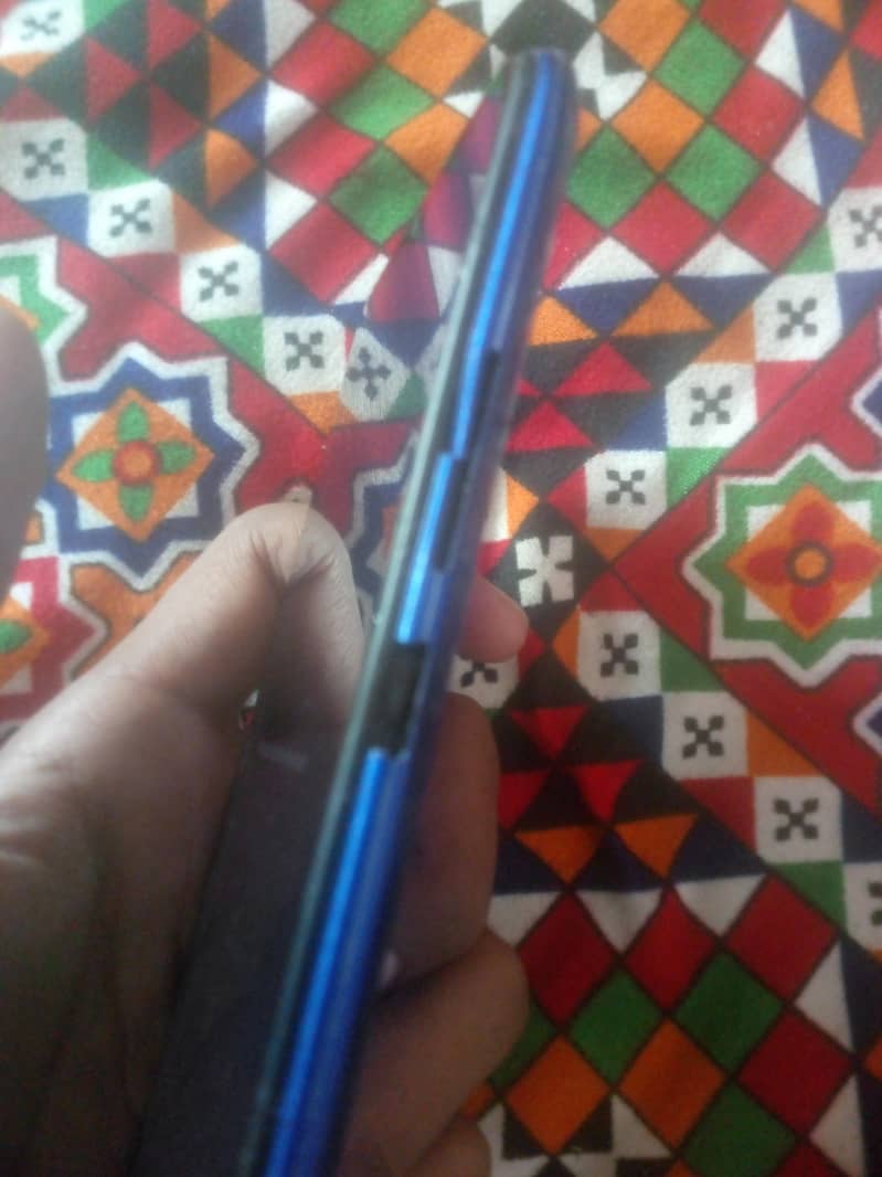 Tecno Spark Go 2