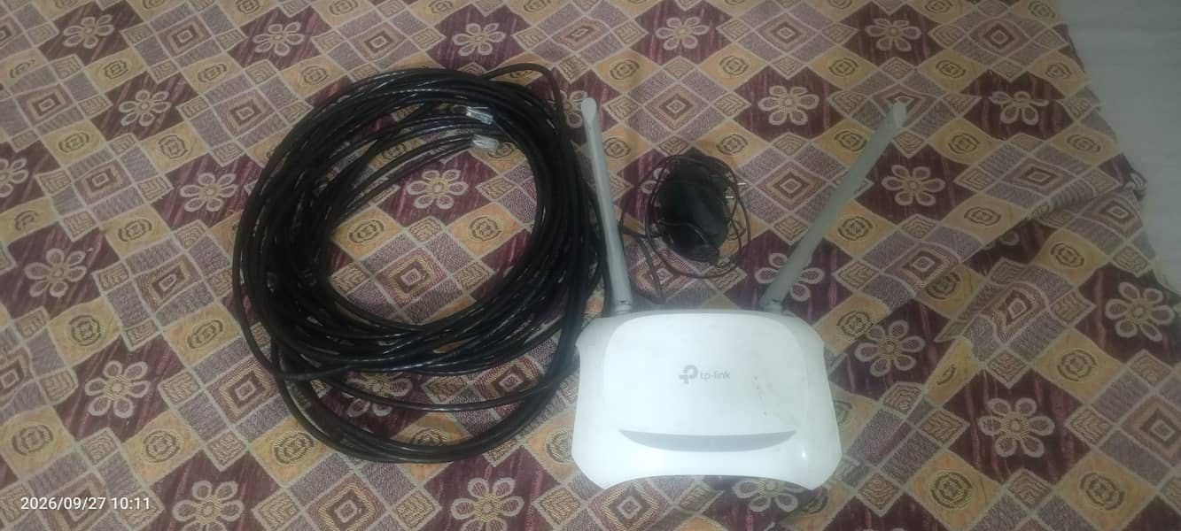TP link internet device with wire 0