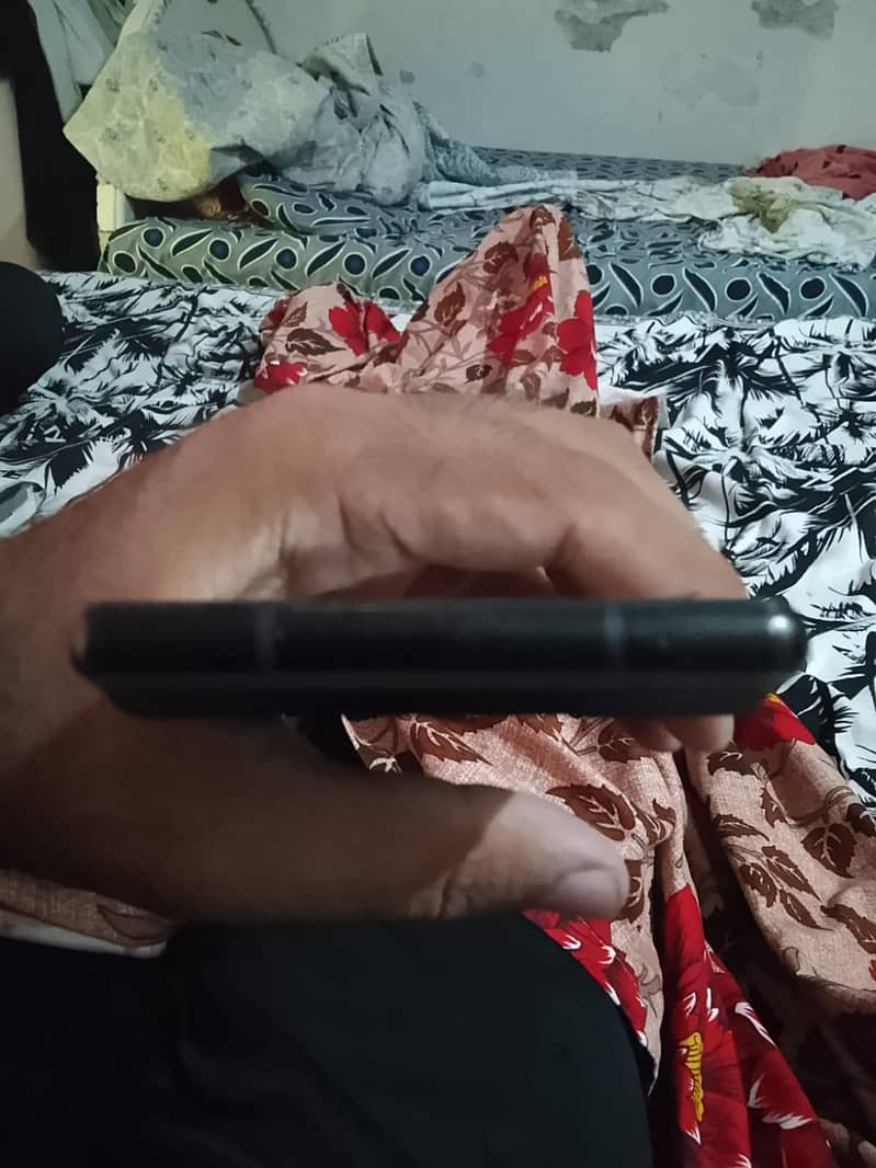 Google Pixel 6 4