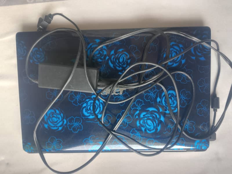Intel core i3 Processor 8GB RAM/128 HDD 6
