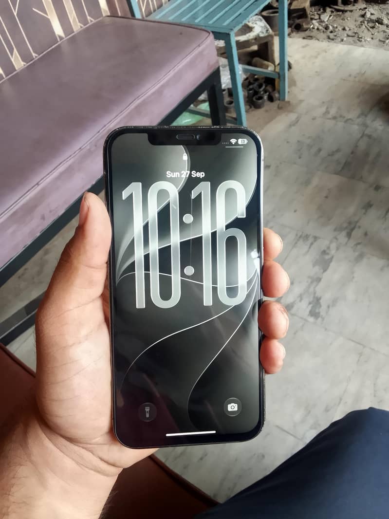 Apple iPhone 12 Pro Max 3