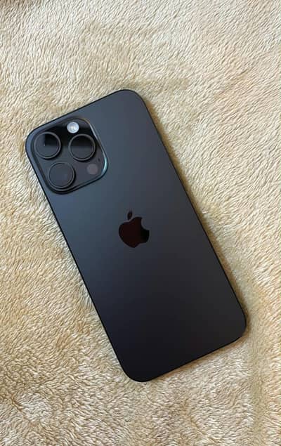 Apple iPhone 16 Pro Max