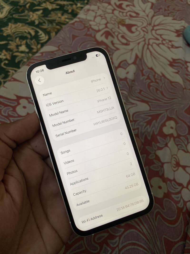 IPhone 12 4