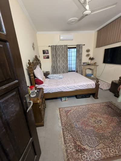 3 bed Open basement with separate entrance