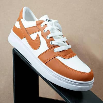 Men mustard Rexine sneakers