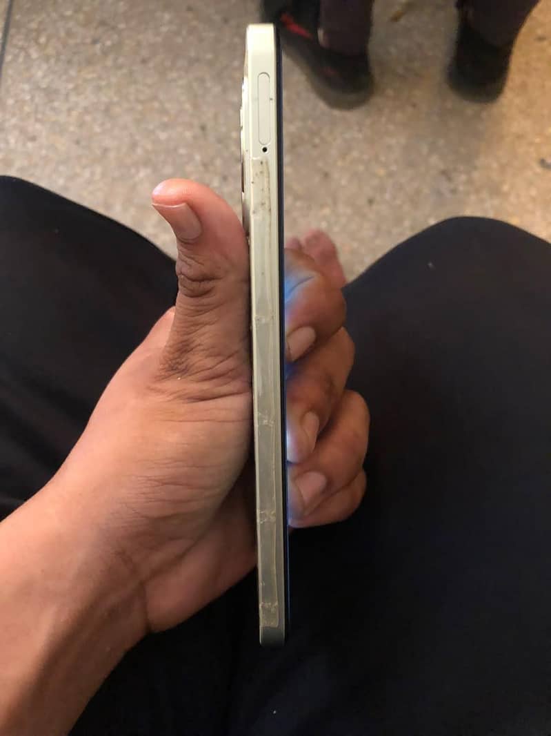 Realme C63 3
