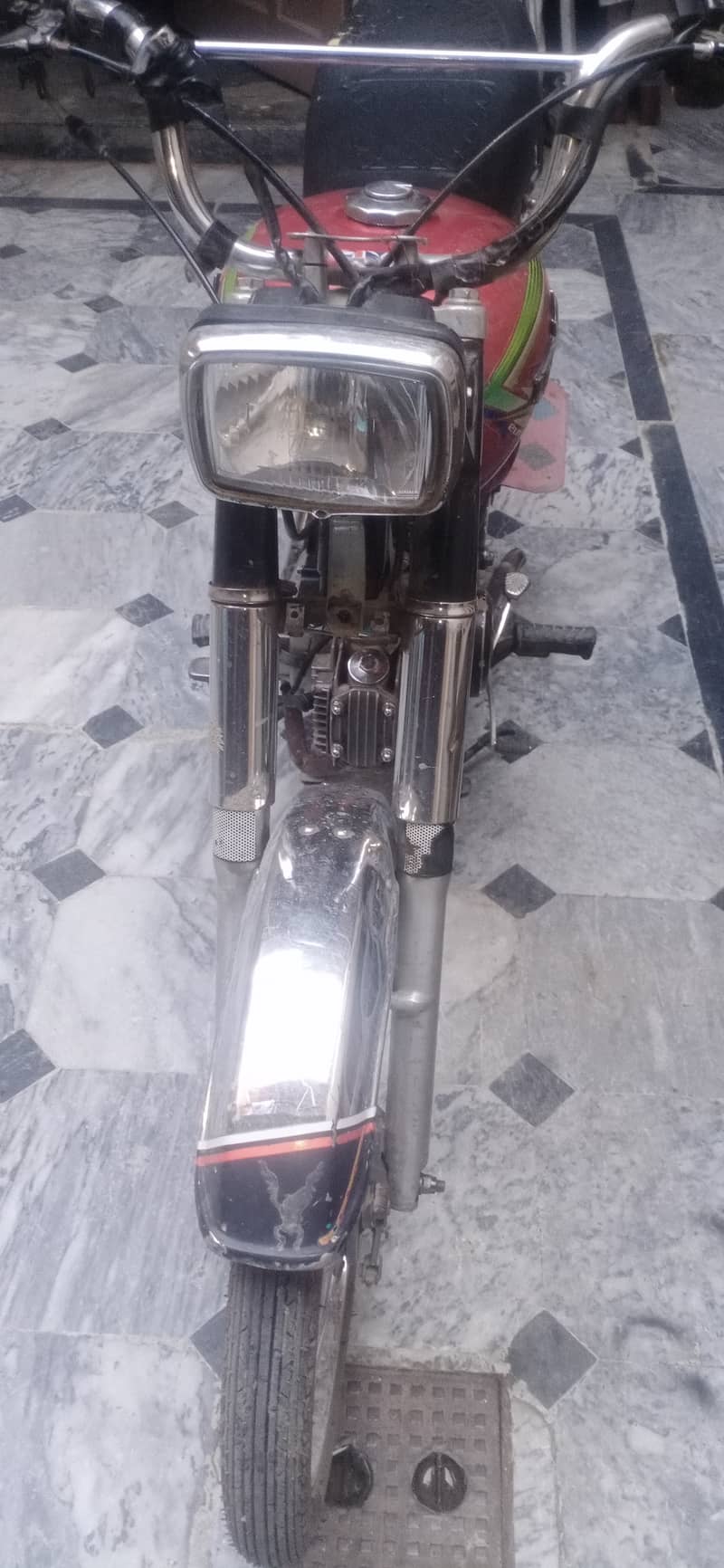 Unique  78cc 2016 model 8