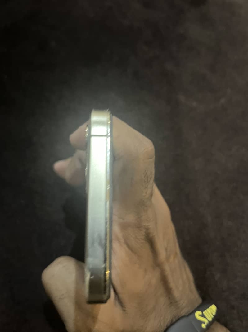 Apple iPhone 12 Pro 3