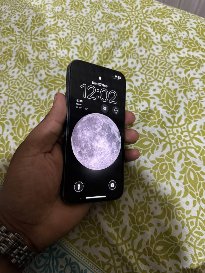 Apple iPhone 13 Pro 2