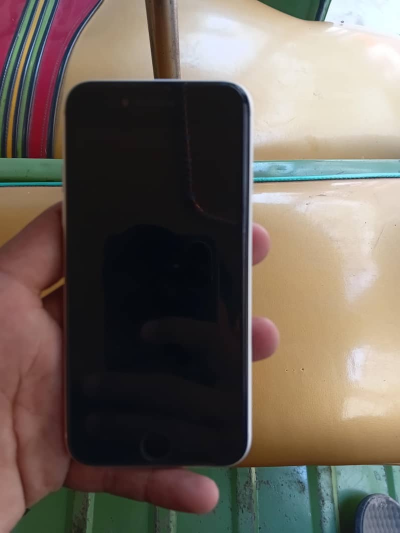 iPhone SE second generation 2