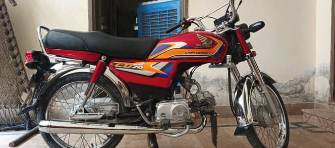 CD 70 2024/25 MODEL house used bike